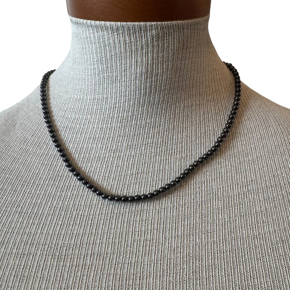 Vintage 90s hematite beaded necklace